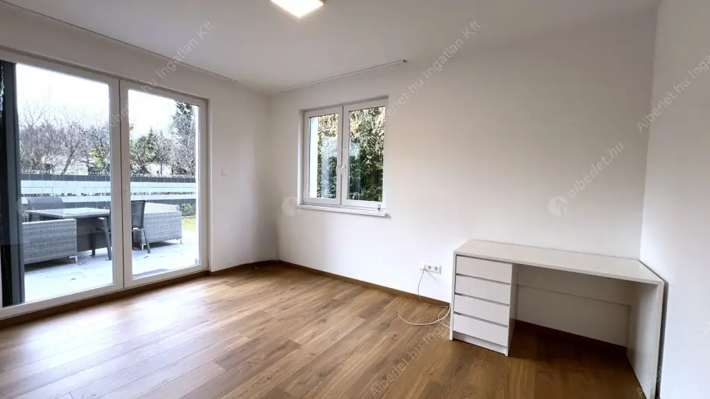 Kiadó albérlet 750000 Ft/hó áron: Budapest, XIV. kerület  Bazsarózsa utca. Mérete: 126 nm, 4 szobás | Alberlet.hu - 6592532