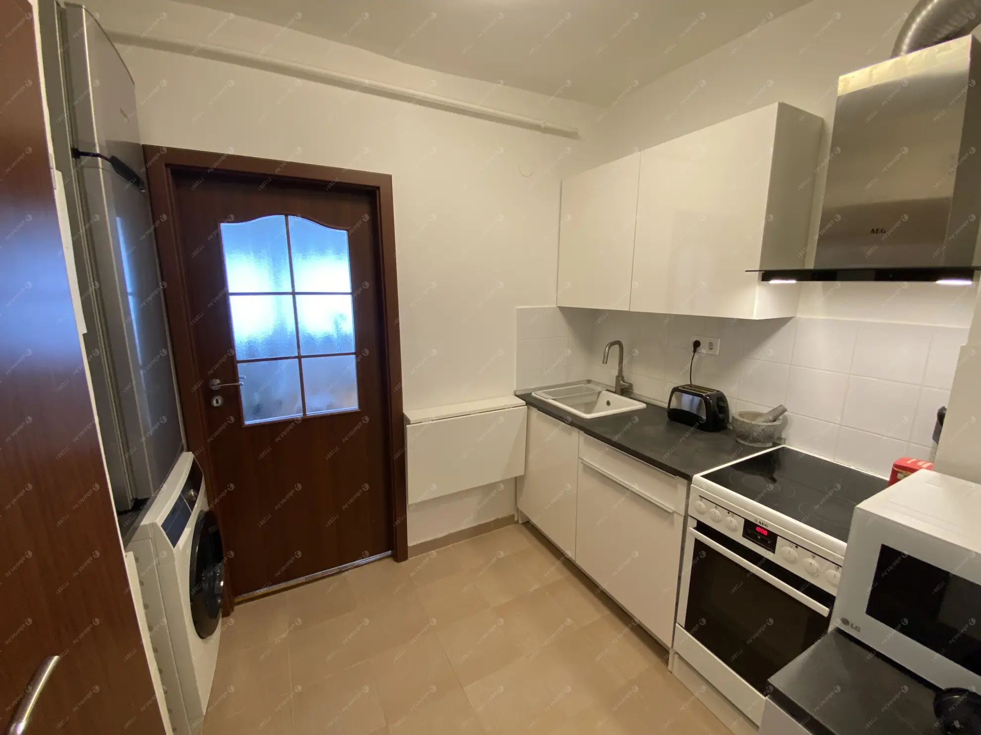 Kiadó albérlet 200000 Ft/hó áron: Budapest, XIV. kerület  Bazsarózsa utca. Mérete: 31 nm, 1 szobás | Alberlet.hu - 6634766