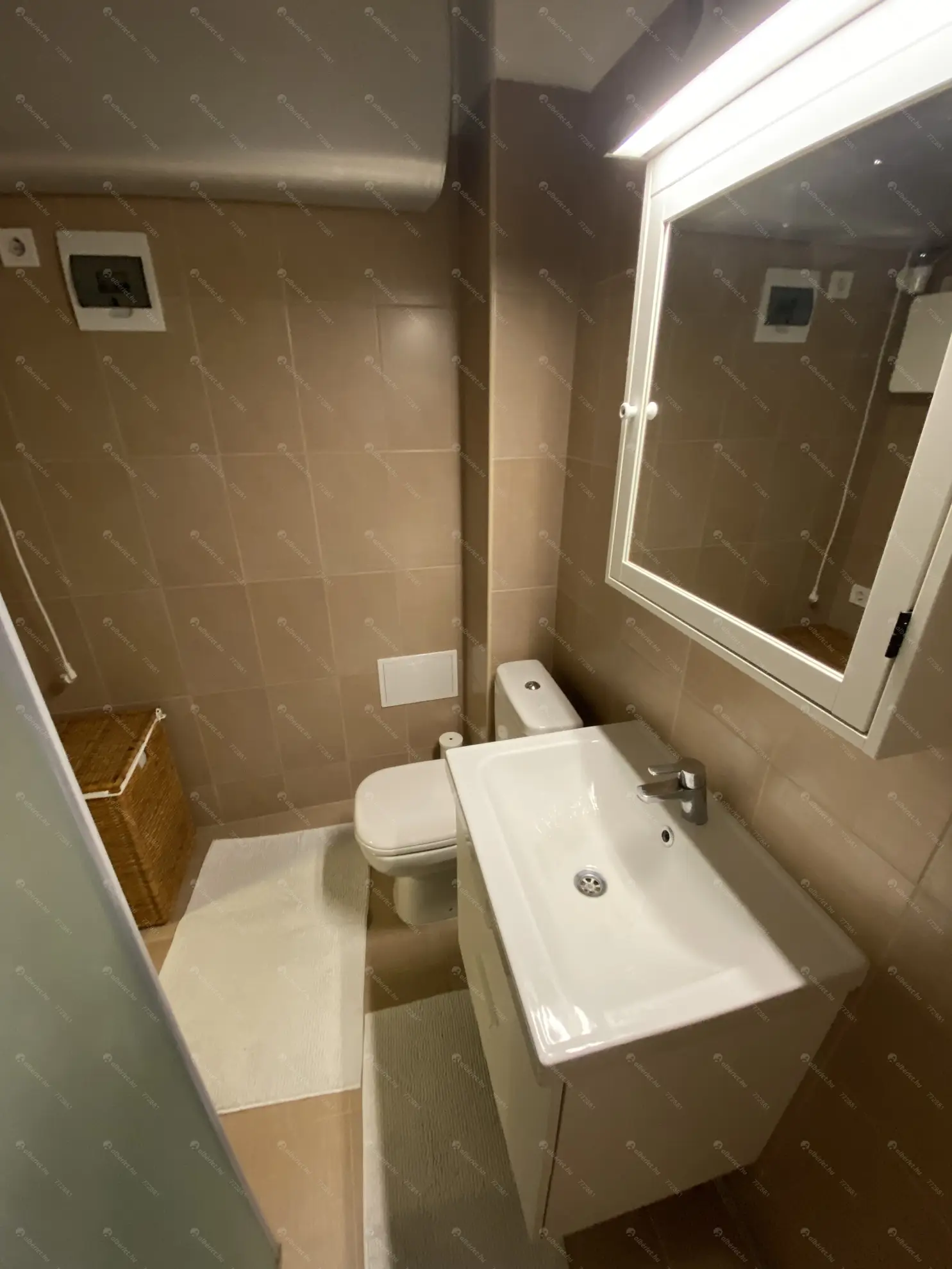 Kiadó albérlet 200000 Ft/hó áron: Budapest, XIV. kerület  Bazsarózsa utca. Mérete: 31 nm, 1 szobás | Alberlet.hu - 6634769