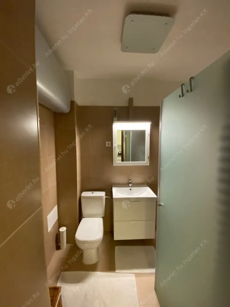 Kiadó albérlet 200000 Ft/hó áron: Budapest, XIV. kerület  Bazsarózsa utca. Mérete: 31 nm, 1 szobás | Alberlet.hu - 6637287