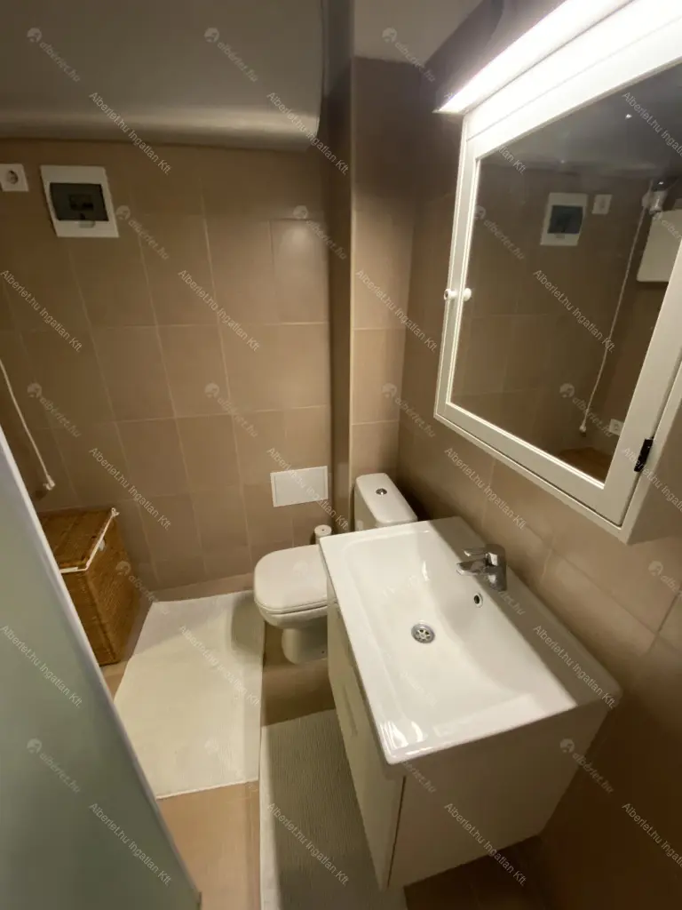 Kiadó albérlet 200000 Ft/hó áron: Budapest, XIV. kerület  Bazsarózsa utca. Mérete: 31 nm, 1 szobás | Alberlet.hu - 6701771