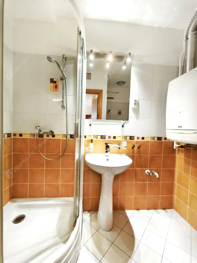 Kiadó albérlet 220000 Ft/hó áron: Budapest, XIV. kerület  Beckó utca. Mérete: 48 nm, 2 szobás | Alberlet.hu - 6569392