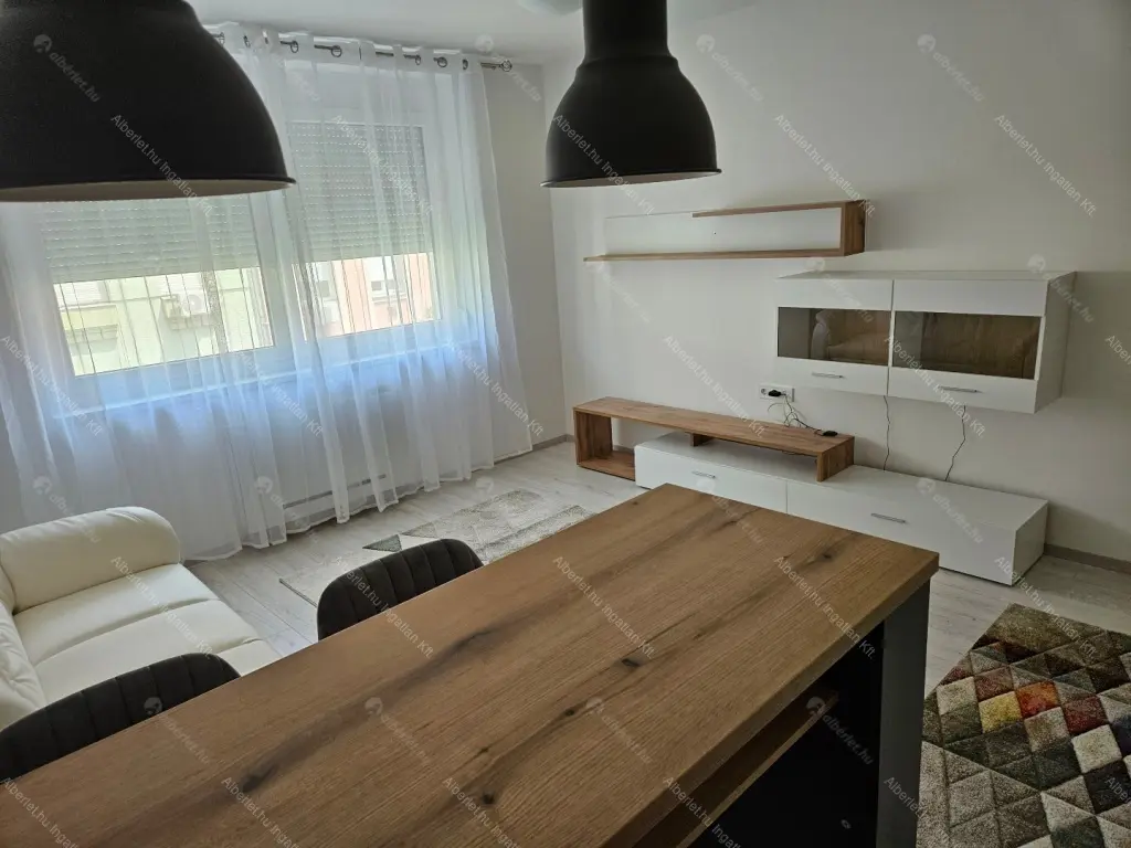 Kiadó albérlet 230000 Ft/hó áron: Budapest, XIV. kerület  Bíbor utca. Mérete: 30 nm, 1 szobás | Alberlet.hu - 6660876