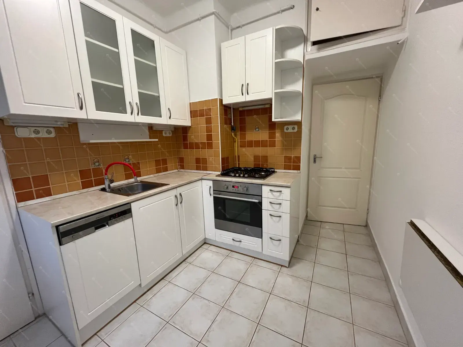 Kiadó albérlet 240000 Ft/hó áron: Budapest, XIV. kerület  Bolgárkerék utca. Mérete: 49 nm, 2 szobás | Alberlet.hu - 6640026