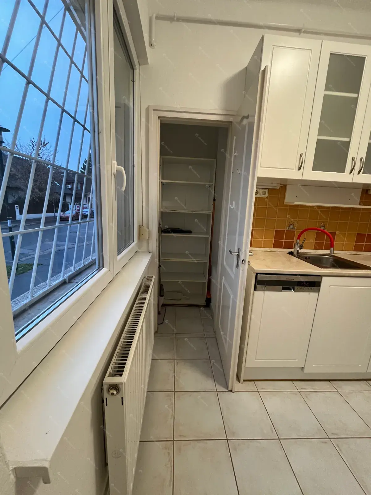 Kiadó albérlet 240000 Ft/hó áron: Budapest, XIV. kerület  Bolgárkerék utca. Mérete: 49 nm, 2 szobás | Alberlet.hu - 6640032