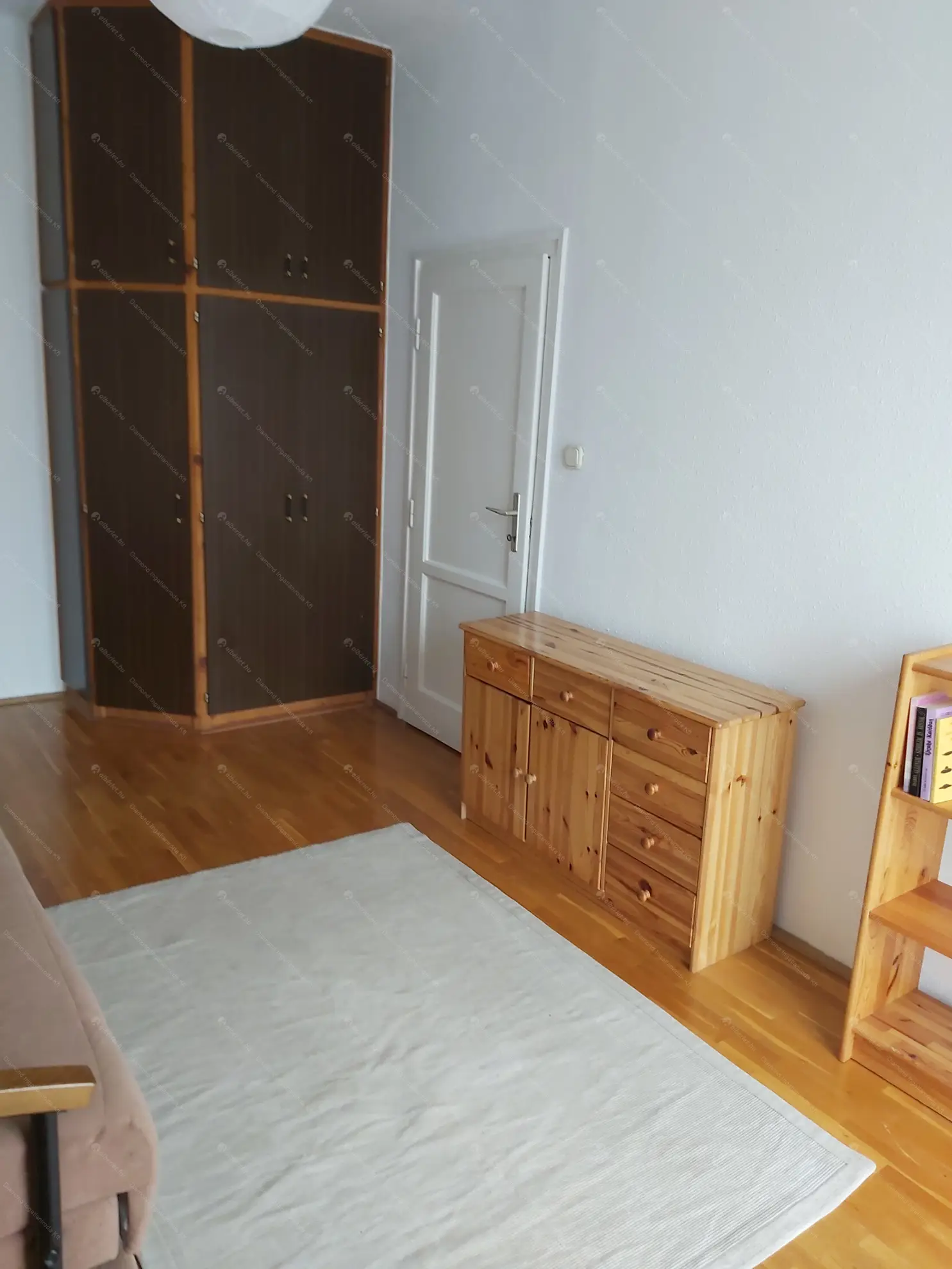 Kiadó albérlet 220000 Ft/hó áron: Budapest, XIV. kerület  Bolgárkerék utca. Mérete: 54 nm, 2 szobás | Alberlet.hu - 6584556