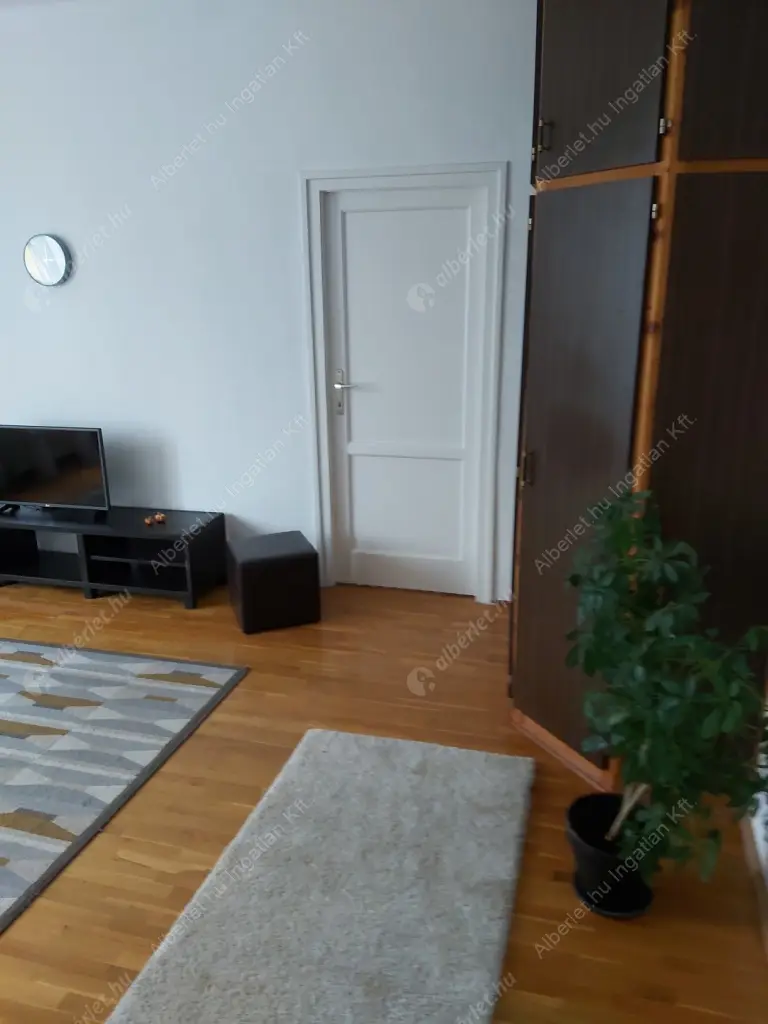 Kiadó albérlet 220000 Ft/hó áron: Budapest, XIV. kerület  Bolgárkerék utca. Mérete: 54 nm, 2 szobás | Alberlet.hu - 6595551