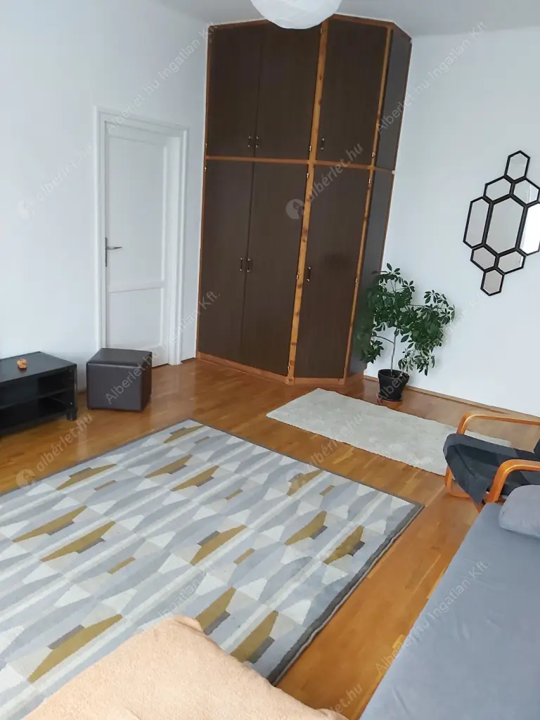 Kiadó albérlet 220000 Ft/hó áron: Budapest, XIV. kerület  Bolgárkerék utca. Mérete: 54 nm, 2 szobás | Alberlet.hu - 6595552