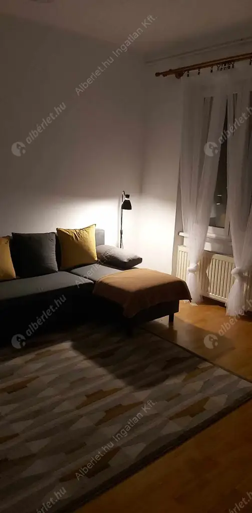 Kiadó albérlet 220000 Ft/hó áron: Budapest, XIV. kerület  Bolgárkerék utca. Mérete: 54 nm, 2 szobás | Alberlet.hu - 6595554