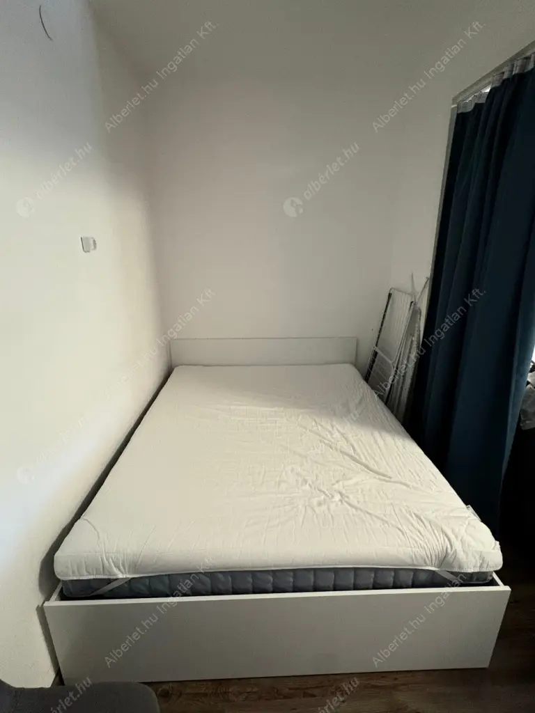 Kiadó albérlet 240000 Ft/hó áron: Budapest, XIV. kerület  Bosnyák tér. Mérete: 40 nm, 1 szobás | Alberlet.hu - 6597529
