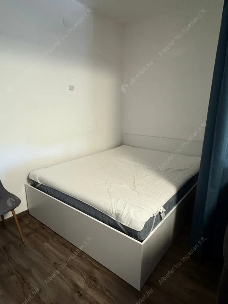 Kiadó albérlet 240000 Ft/hó áron: Budapest, XIV. kerület  Bosnyák tér. Mérete: 40 nm, 1 szobás | Alberlet.hu - 6623140