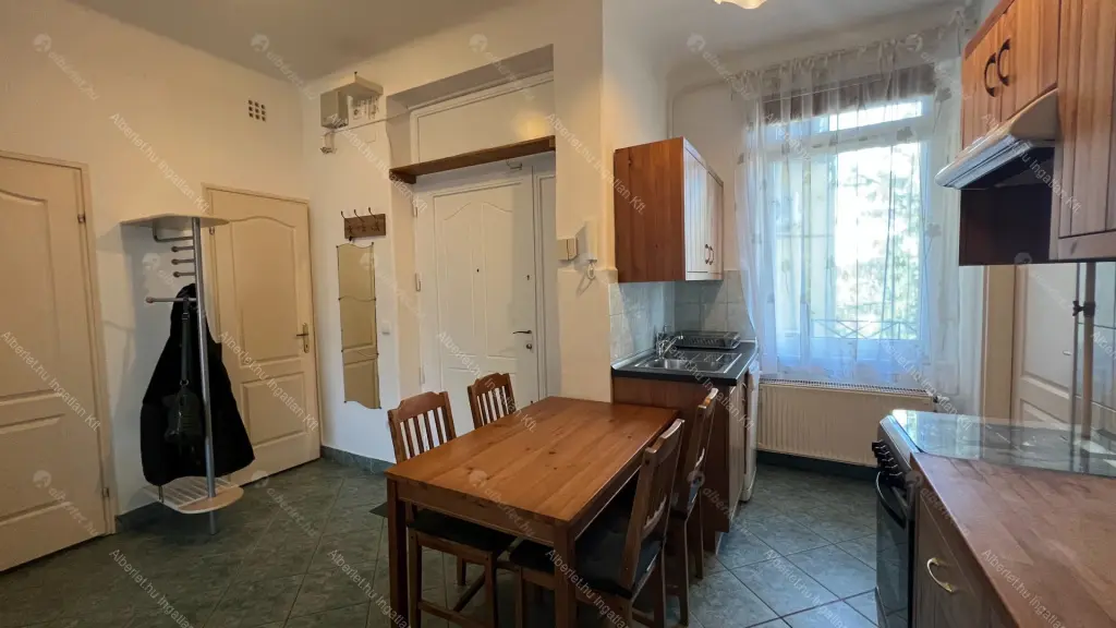 Kiadó albérlet 250000 Ft/hó áron: Budapest, XIV. kerület  Bosnyák tér. Mérete: 62 nm, 2 szobás | Alberlet.hu - 6660426