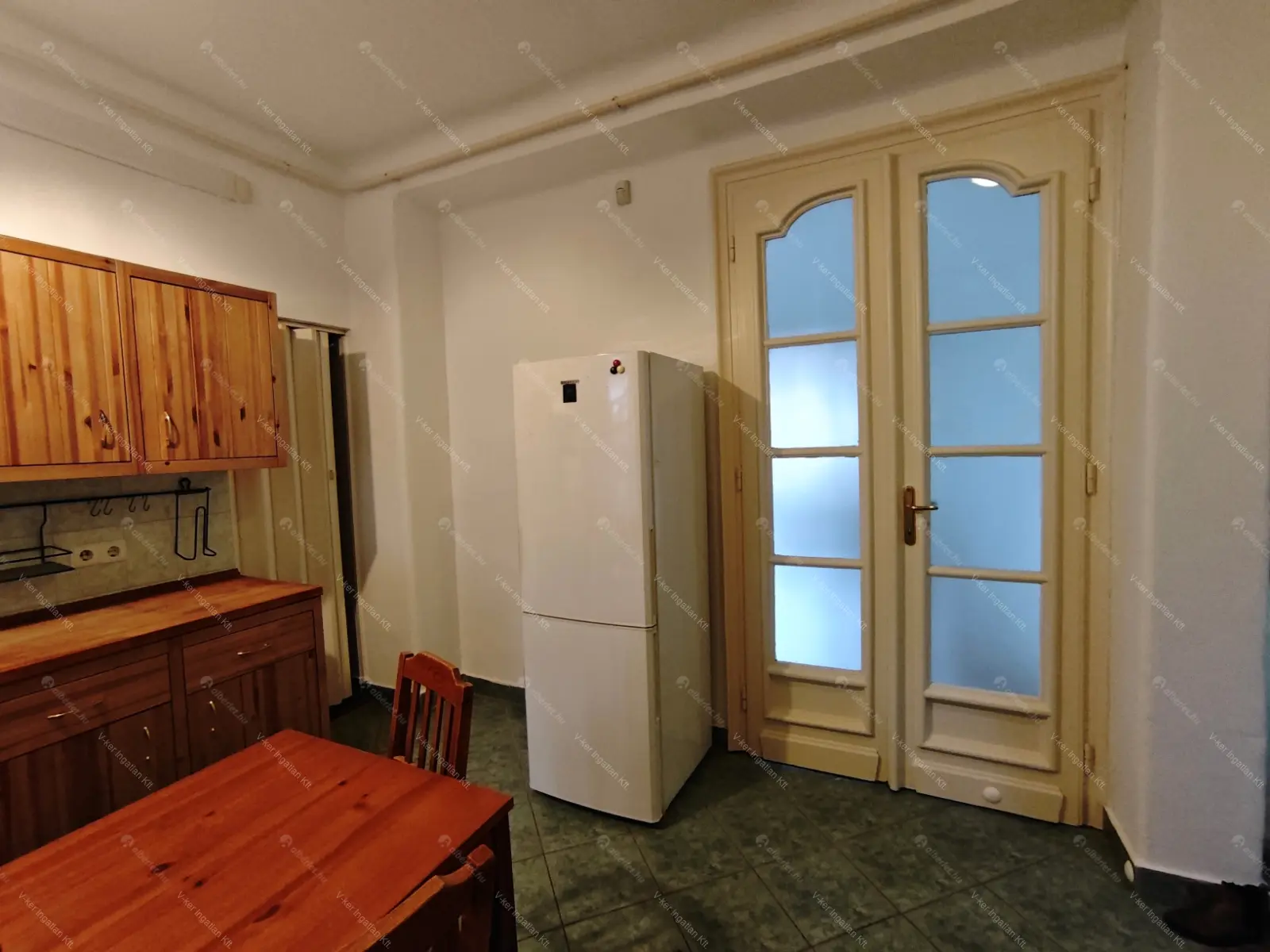 Kiadó albérlet 250000 Ft/hó áron: Budapest, XIV. kerület  Bosnyák tér. Mérete: 62 nm, 2 szobás | Alberlet.hu - 6662134