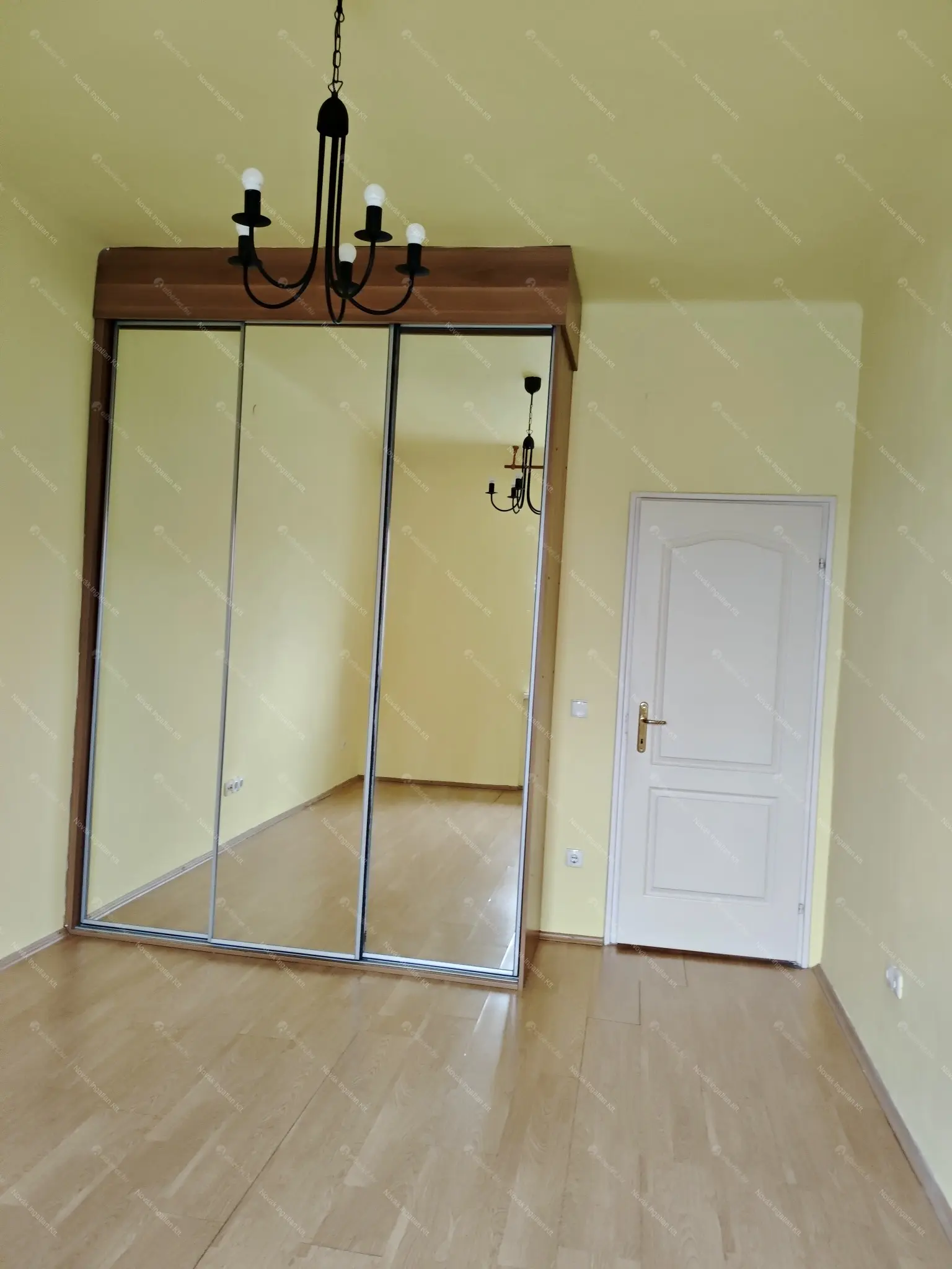 Kiadó albérlet 250000 Ft/hó áron: Budapest, XIV. kerület  Bosnyák tér. Mérete: 62 nm, 2 szobás | Alberlet.hu - 6668131