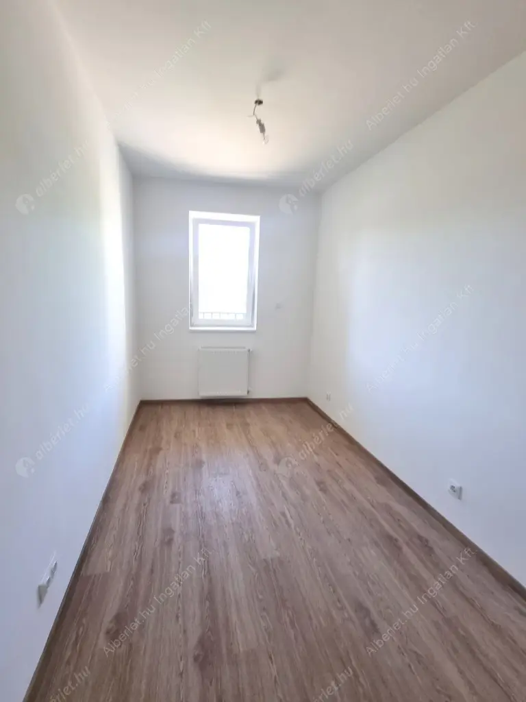 Kiadó albérlet 480000 Ft/hó áron: Budapest, XIV. kerület  Bosnyák utca. Mérete: 112 nm, 4 szobás | Alberlet.hu - 6574820
