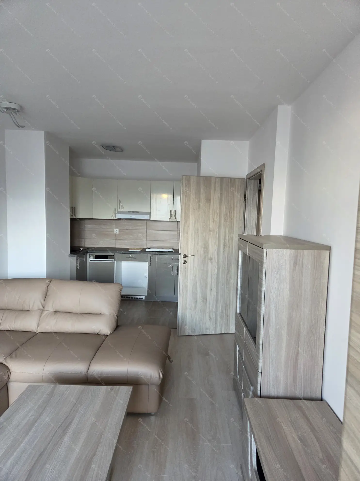 Kiadó albérlet 300000 Ft/hó áron: Budapest, XIV. kerület  Bosnyák utca. Mérete: 40 nm, 2 szobás | Alberlet.hu - 6553414