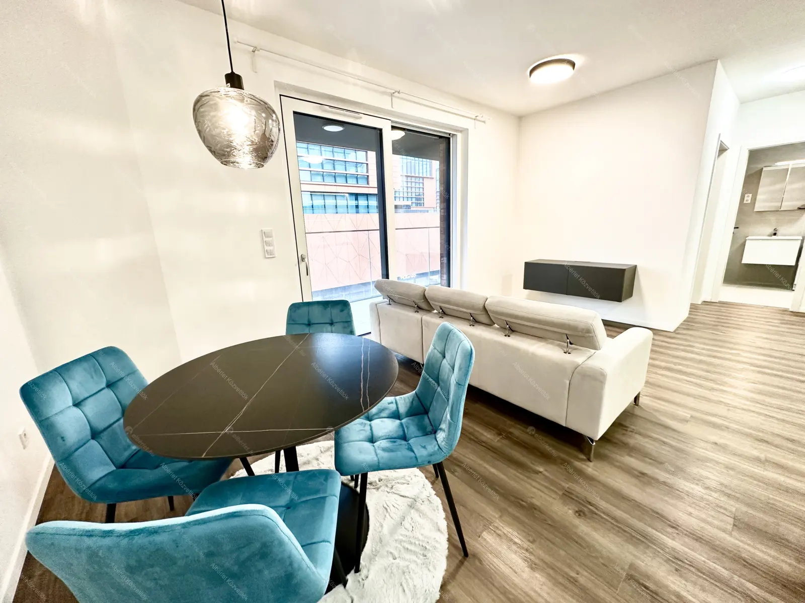 Kiadó albérlet 340000 Ft/hó áron: Budapest, XIV. kerület  Bosnyák utca. Mérete: 47 nm, 2 szobás | Alberlet.hu - 6656044