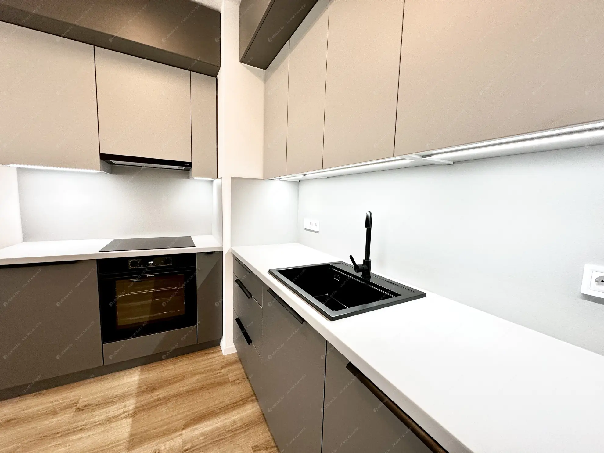 Kiadó albérlet 380000 Ft/hó áron: Budapest, XIV. kerület  Bosnyák utca. Mérete: 48 nm, 2 szobás | Alberlet.hu - 6587778