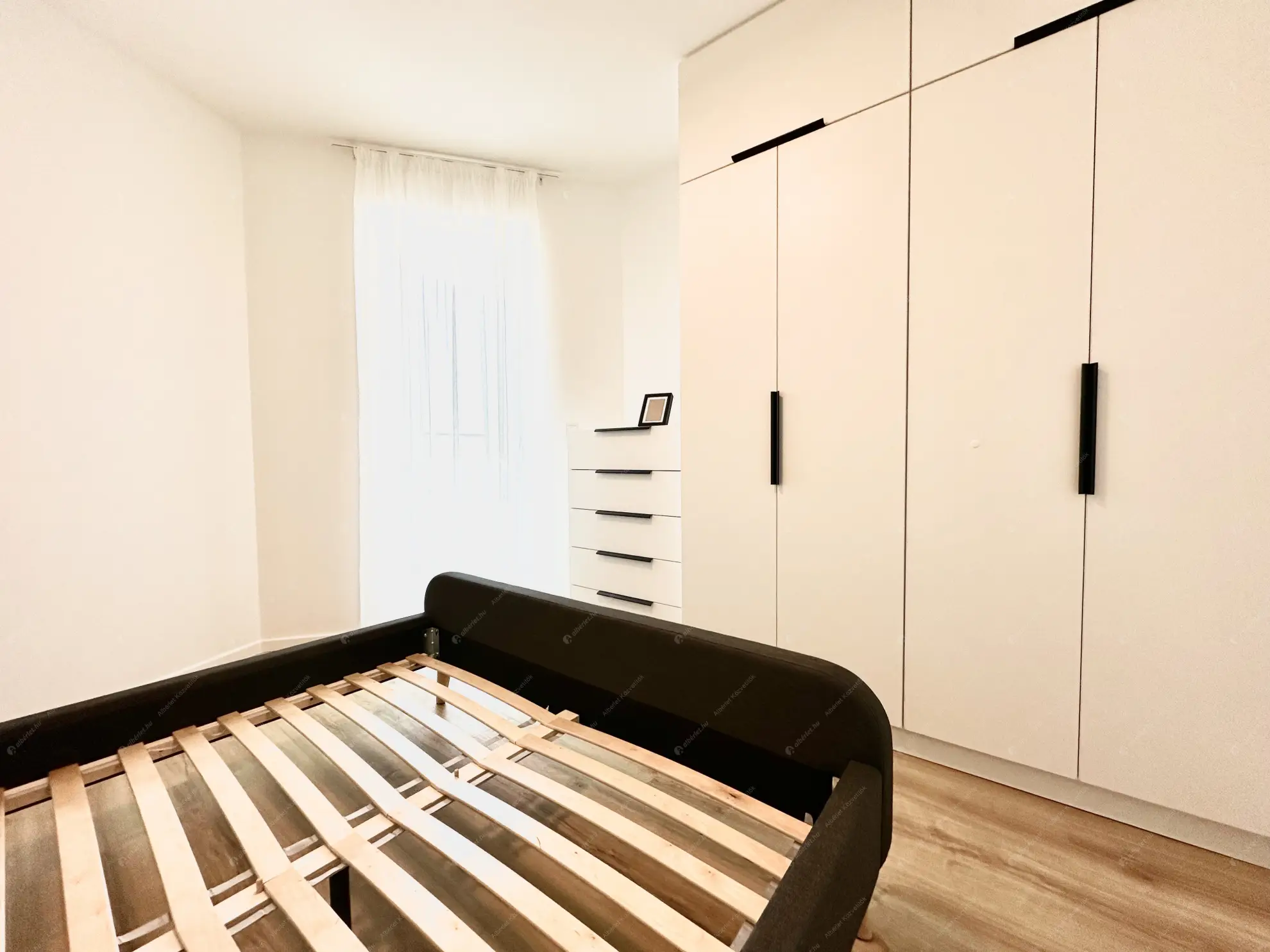 Kiadó albérlet 380000 Ft/hó áron: Budapest, XIV. kerület  Bosnyák utca. Mérete: 48 nm, 2 szobás | Alberlet.hu - 6587784