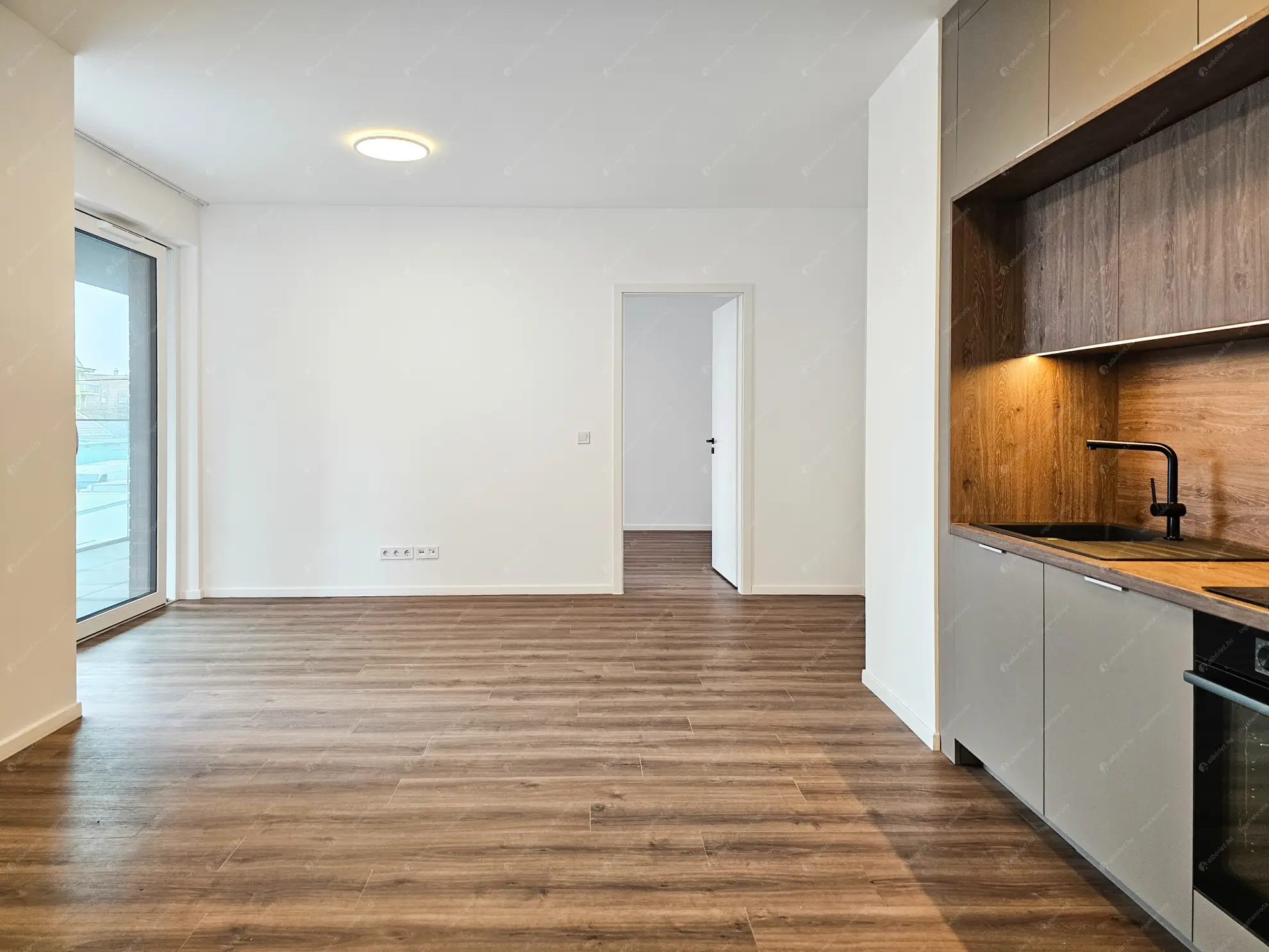 Kiadó albérlet 450000 Ft/hó áron: Budapest, XIV. kerület  Bosnyák utca. Mérete: 65 nm, 3 szobás | Alberlet.hu - 6635565