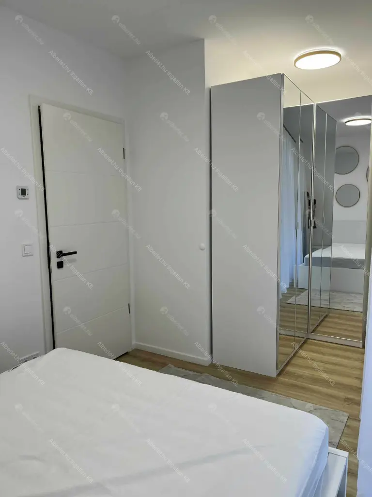 Kiadó albérlet 500000 Ft/hó áron: Budapest, XIV. kerület  Bosnyák utca. Mérete: 65 nm, 3 szobás | Alberlet.hu - 6666155