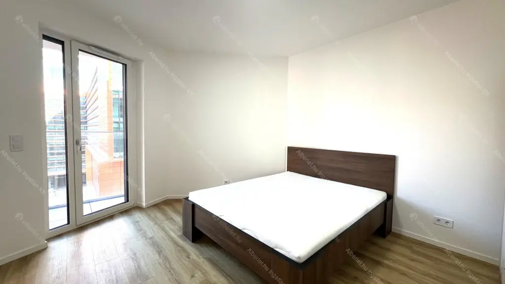 Kiadó albérlet 450000 Ft/hó áron: Budapest, XIV. kerület  Bosnyák utca. Mérete: 81 nm, 3 szobás | Alberlet.hu - 6677434