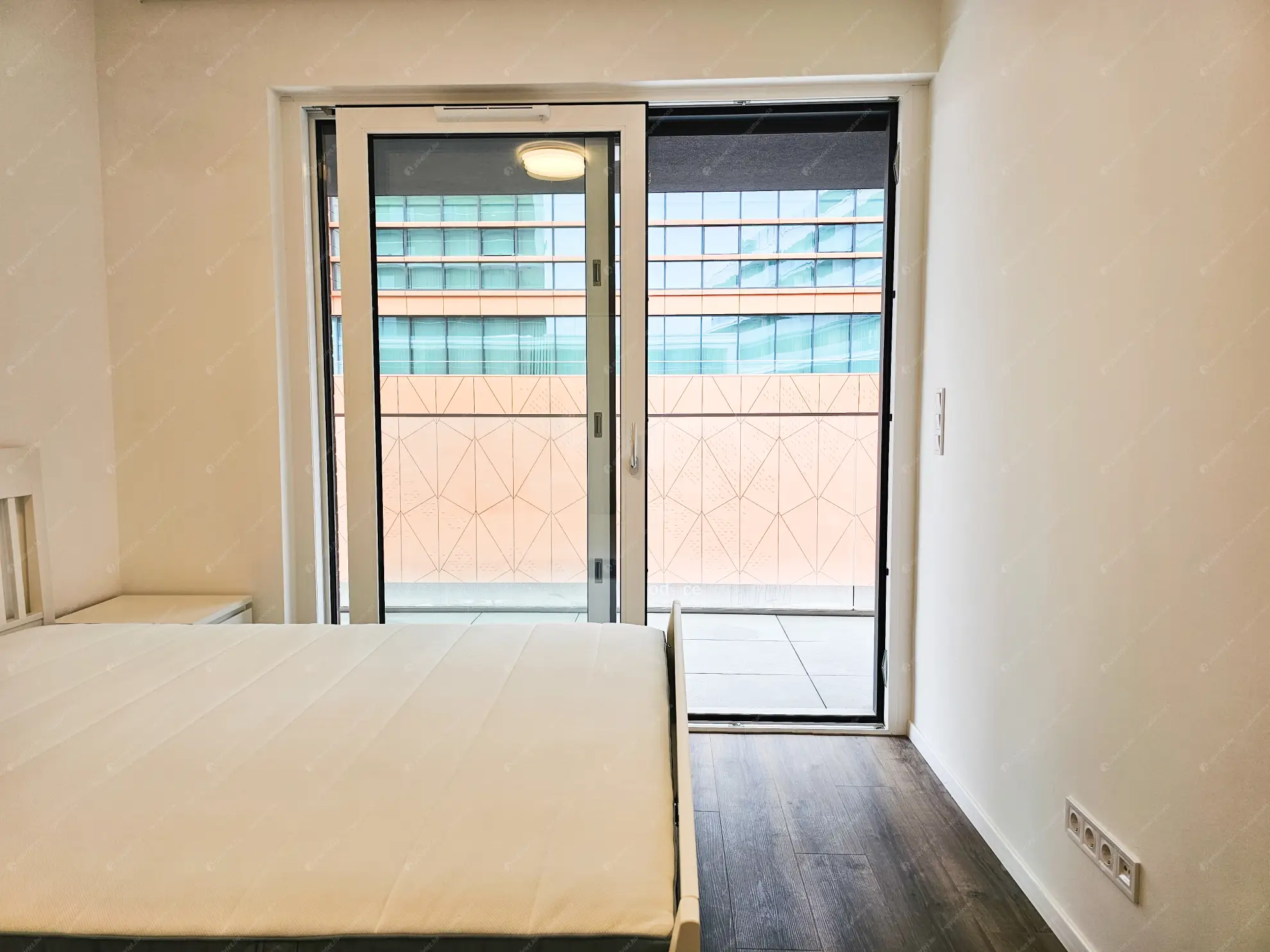 Kiadó albérlet 499000 Ft/hó áron: Budapest, XIV. kerület  Bosnyák utca. Mérete: 84 nm, 3 szobás | Alberlet.hu - 6635008