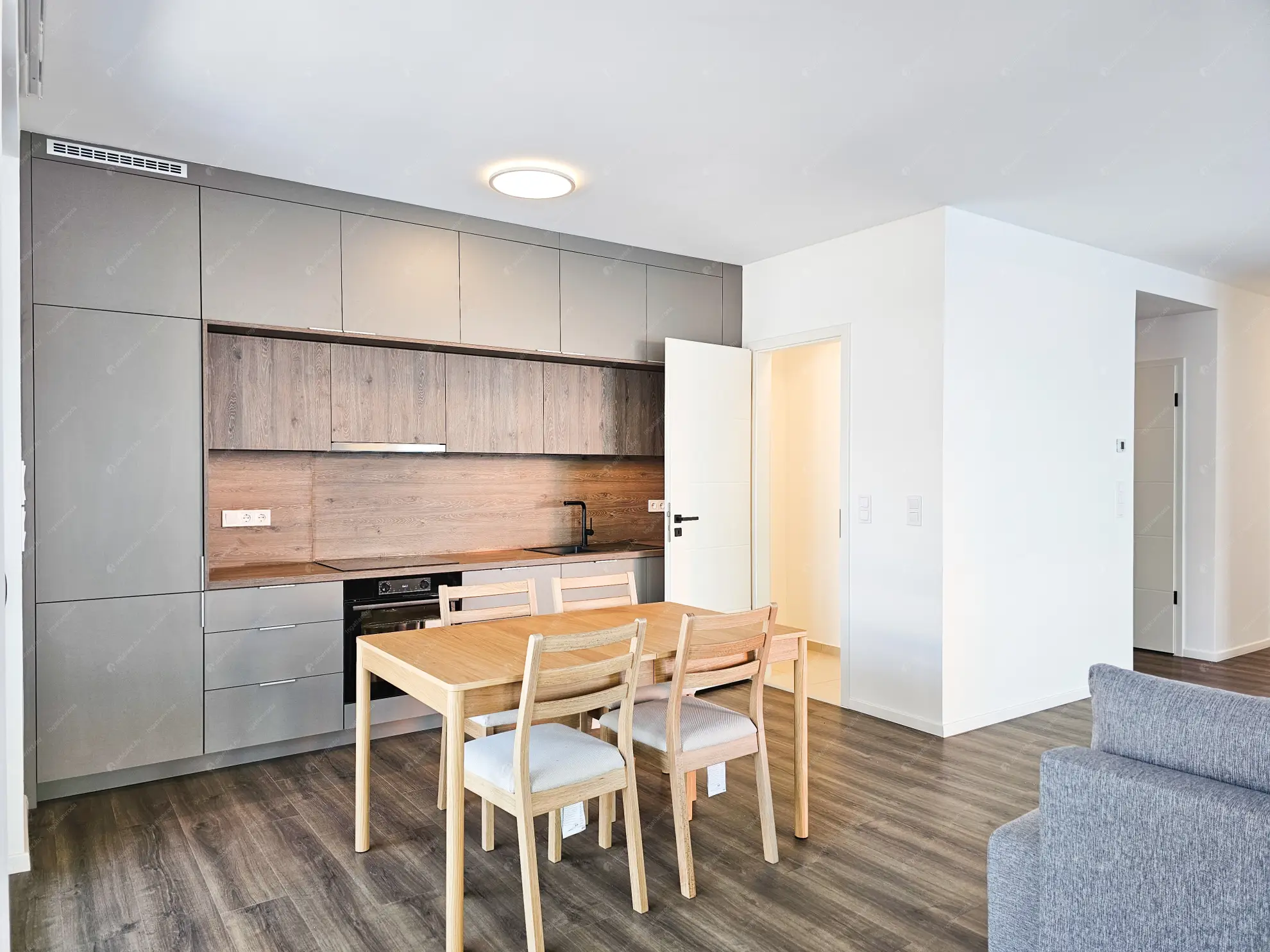 Kiadó albérlet 540000 Ft/hó áron: Budapest, XIV. kerület  Bosnyák utca. Mérete: 85 nm, 3 szobás | Alberlet.hu - 6619567