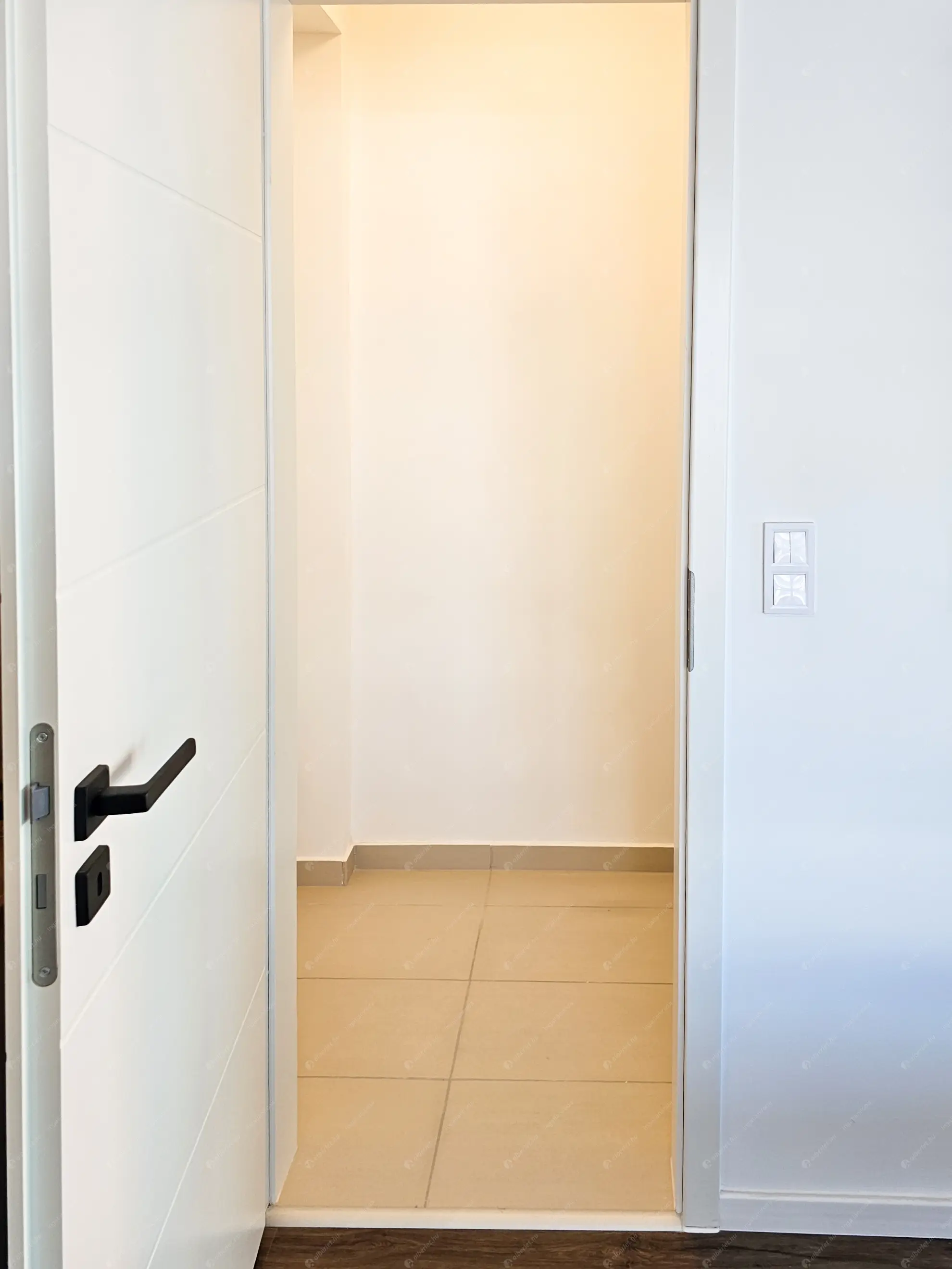 Kiadó albérlet 540000 Ft/hó áron: Budapest, XIV. kerület  Bosnyák utca. Mérete: 85 nm, 3 szobás | Alberlet.hu - 6619568