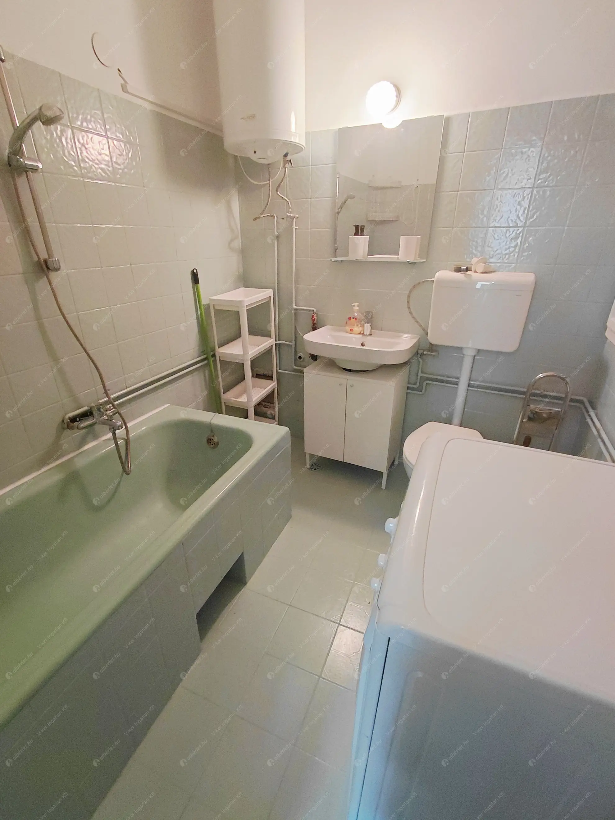 Kiadó albérlet 185000 Ft/hó áron: Budapest, XIV. kerület  Cházár András utca. Mérete: 33 nm, 1 szobás | Alberlet.hu - 6575649