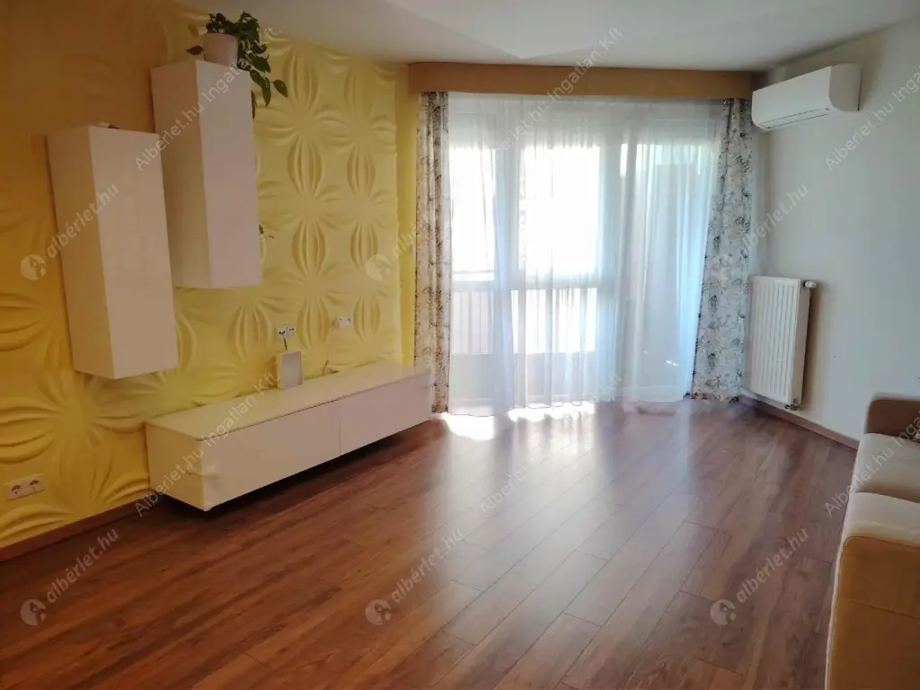 Kiadó albérlet 400000 Ft/hó áron: Budapest, XIV. kerület  Cházár András utca. Mérete: 71 nm, 3 szobás | Alberlet.hu - 6582089