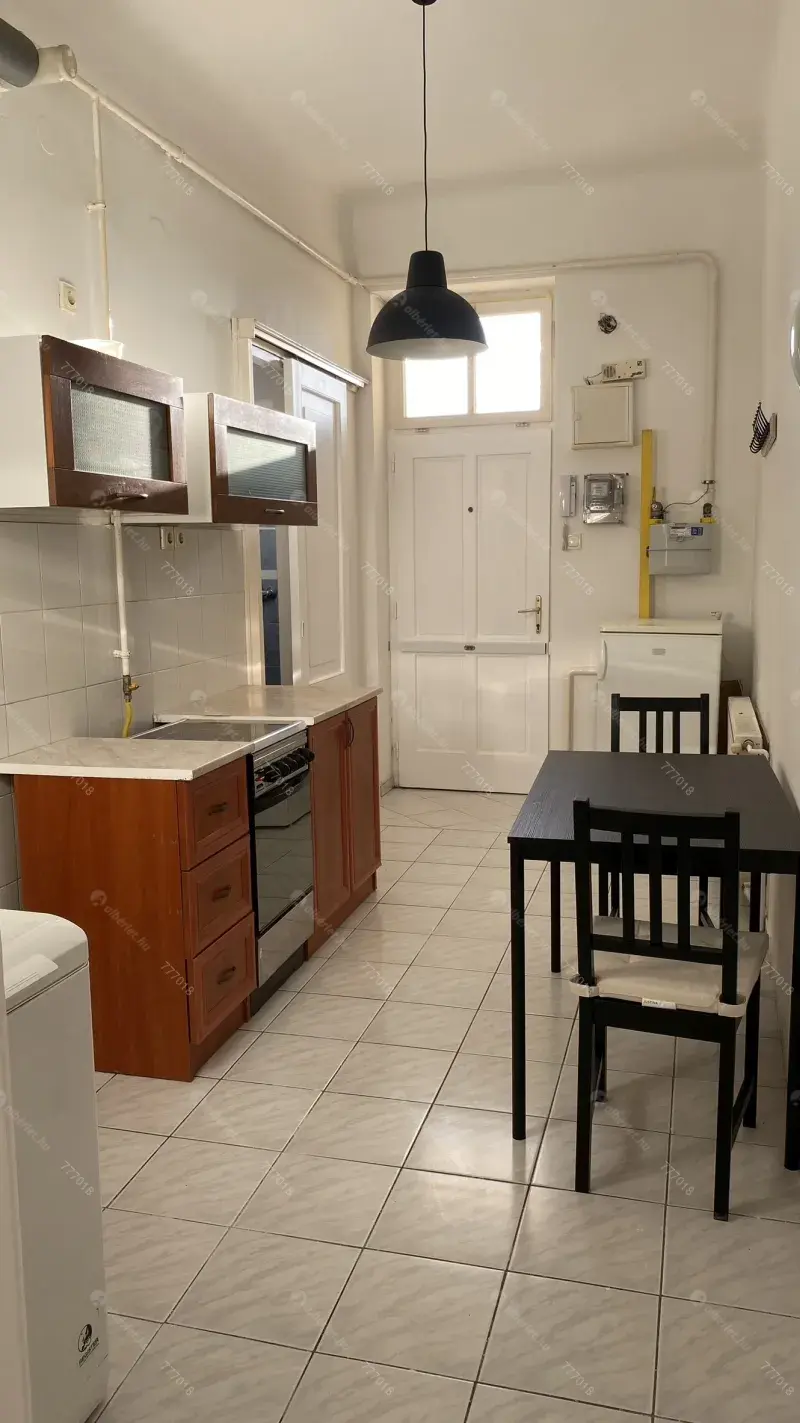 Kiadó albérlet 200000 Ft/hó áron: Budapest, XIV. kerület  Columbus utca. Mérete: 35 nm, 1 szobás | Alberlet.hu - 6696860