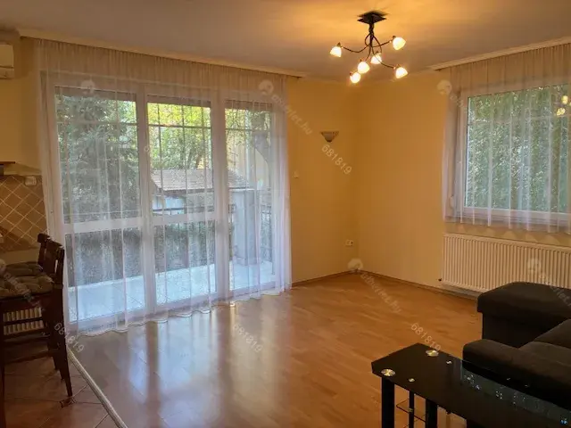 Kiadó albérlet 320000 Ft/hó áron: Budapest, XIV. kerület  Columbus utca. Mérete: 65 nm, 2 szobás | Alberlet.hu - 6703089