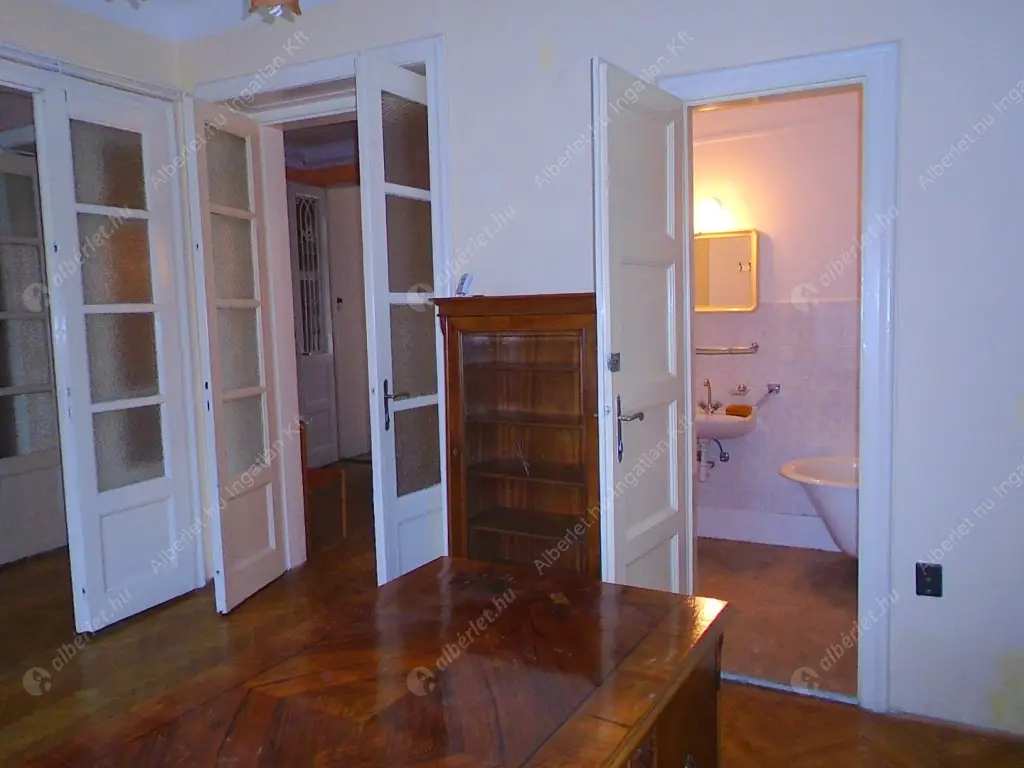 Kiadó albérlet 200000 Ft/hó áron: Budapest, XIV. kerület  Columbus utca. Mérete: 87 nm, 2 szobás | Alberlet.hu - 6589625