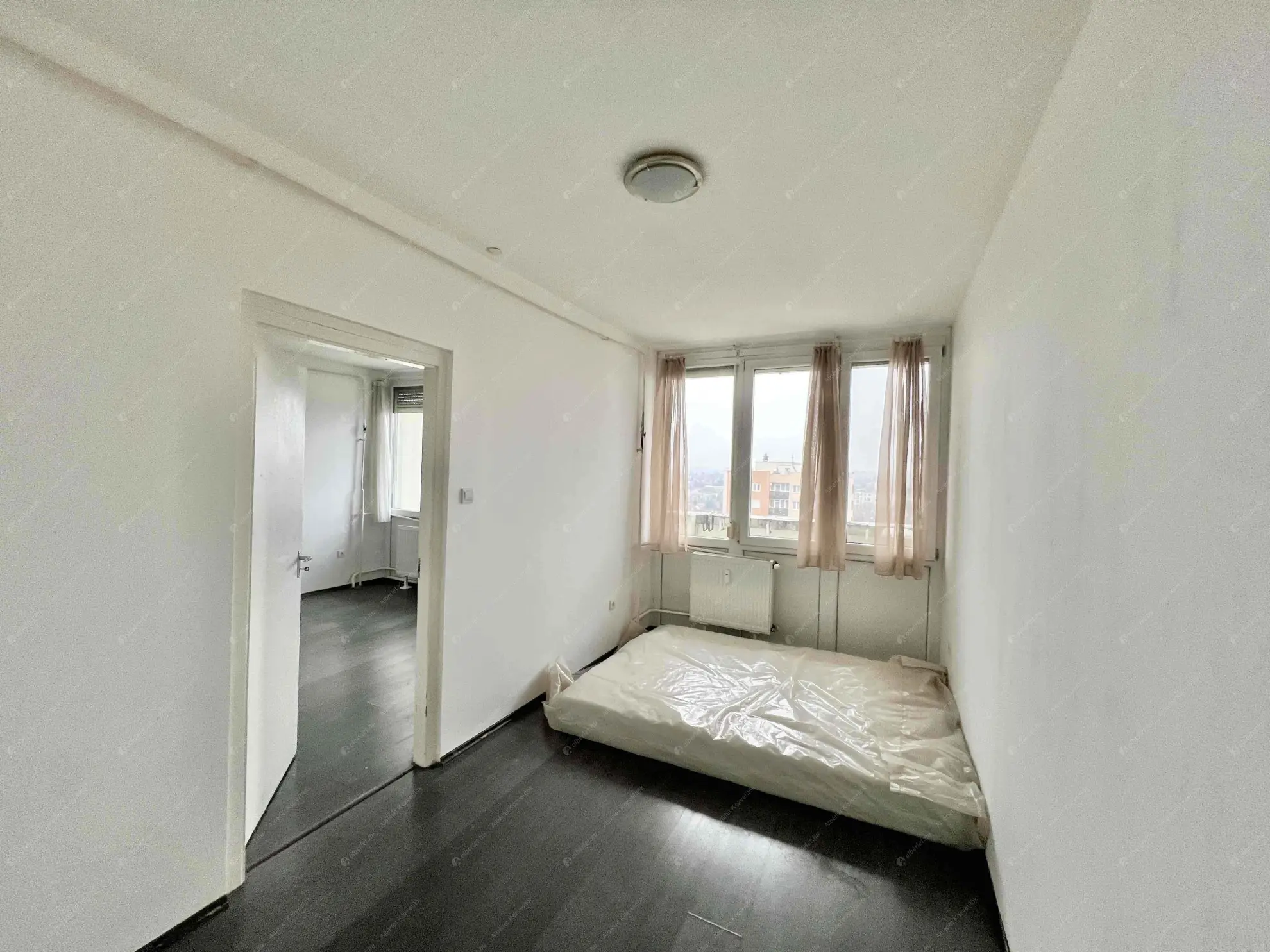 Kiadó albérlet 210000 Ft/hó áron: Budapest, XIV. kerület  Csáktornya park. Mérete: 49 nm, 2 szobás | Alberlet.hu - 6637276