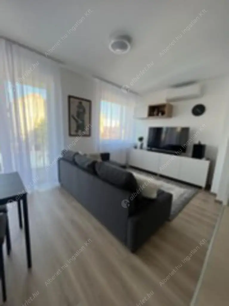 Kiadó albérlet 250000 Ft/hó áron: Budapest, XIV. kerület  Cserei utca. Mérete: 40 nm, 2 szobás | Alberlet.hu - 6632016
