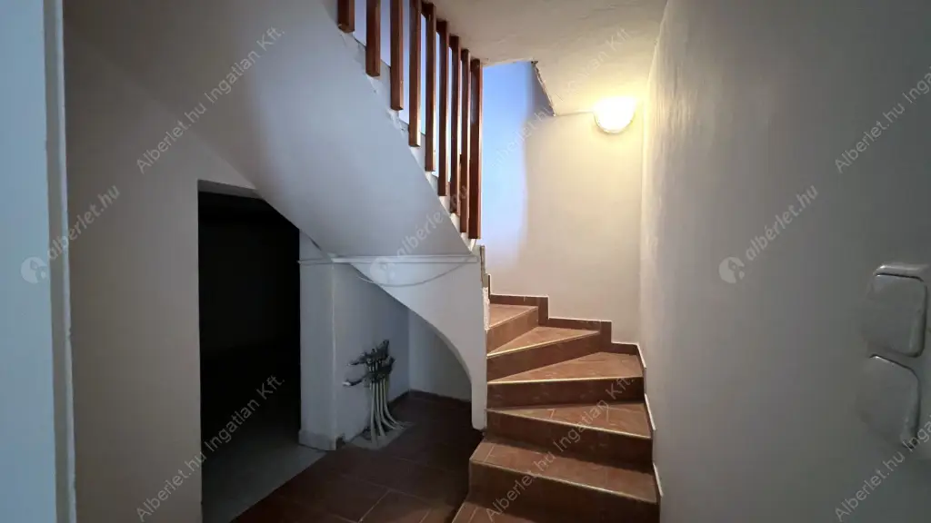 Kiadó albérlet 550000 Ft/hó áron: Budapest, XIV. kerület  Dorozsmai utca. Mérete: 300 nm, 6 szobás | Alberlet.hu - 6600844