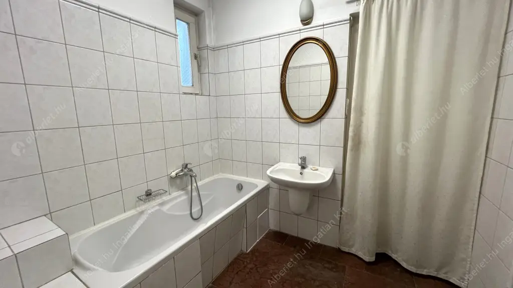 Kiadó albérlet 550000 Ft/hó áron: Budapest, XIV. kerület  Dorozsmai utca. Mérete: 300 nm, 6 szobás | Alberlet.hu - 6600855