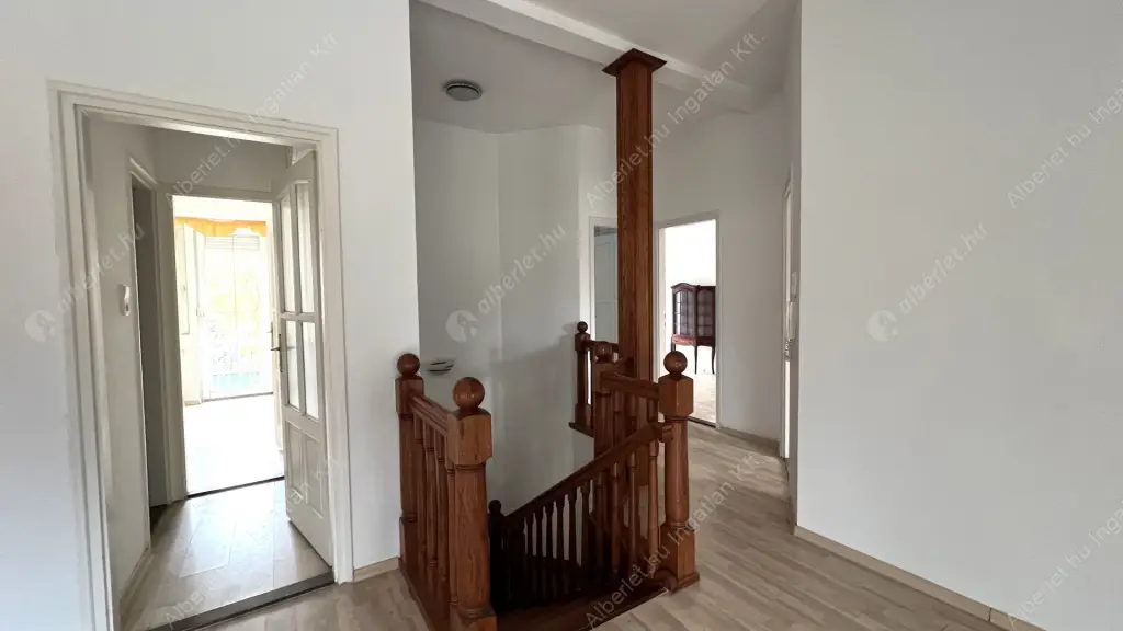 Kiadó albérlet 550000 Ft/hó áron: Budapest, XIV. kerület  Dorozsmai utca. Mérete: 300 nm, 6 szobás | Alberlet.hu - 6626490