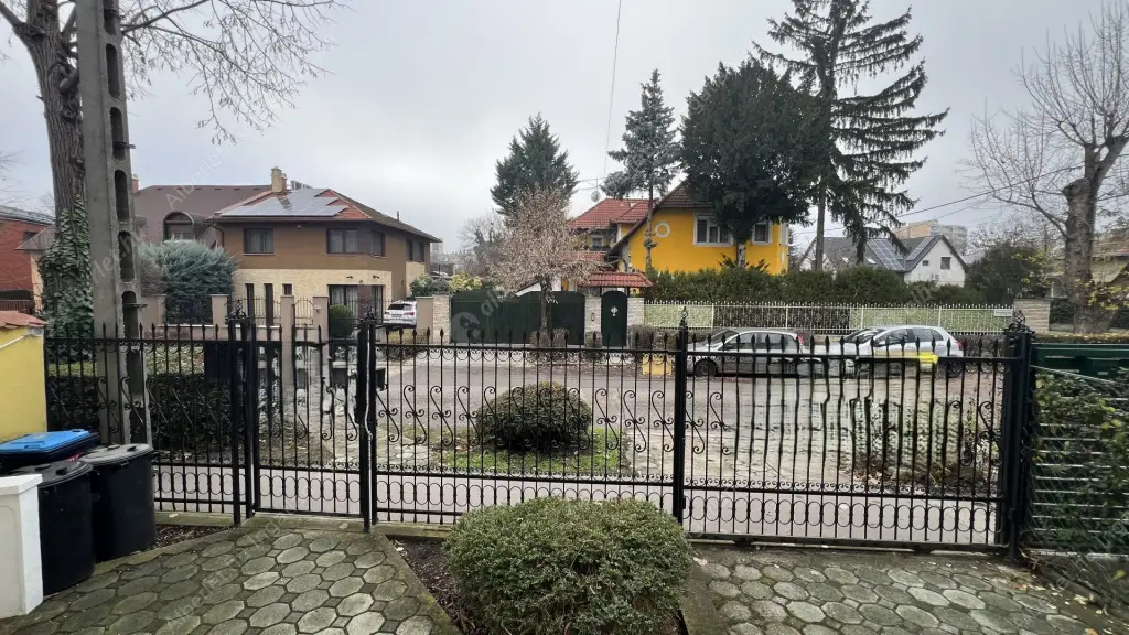 Kiadó albérlet 550000 Ft/hó áron: Budapest, XIV. kerület  Dorozsmai utca. Mérete: 300 nm, 6 szobás | Alberlet.hu - 6626499