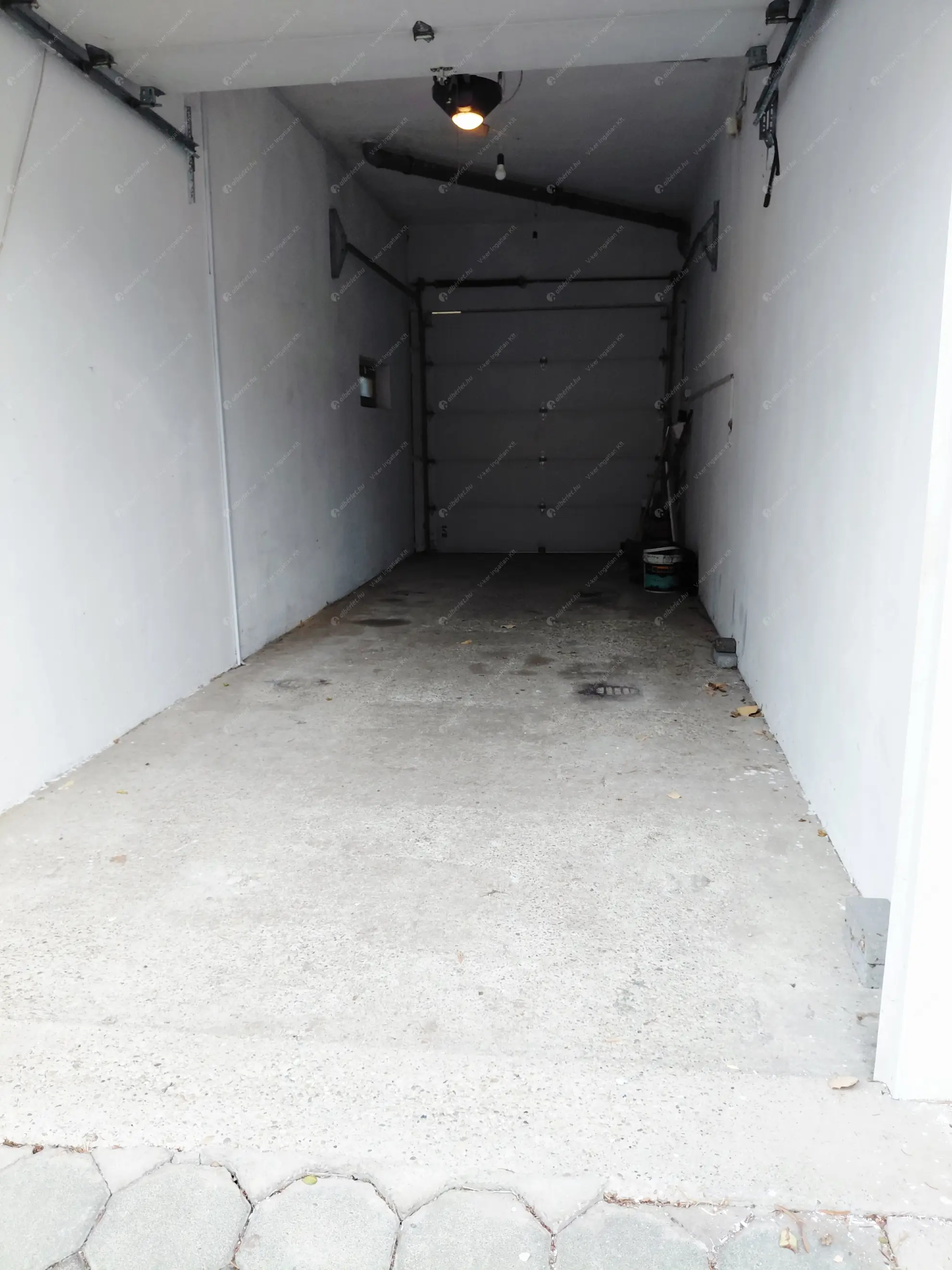 Kiadó albérlet 550000 Ft/hó áron: Budapest, XIV. kerület  Dorozsmai utca. Mérete: 300 nm, 6 szobás | Alberlet.hu - 6600075