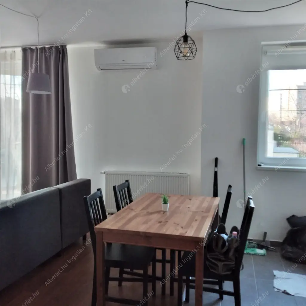 Kiadó albérlet 280000 Ft/hó áron: Budapest, XIV. kerület  Dorozsmai utca. Mérete: 50 nm, 2 szobás | Alberlet.hu - 6606503