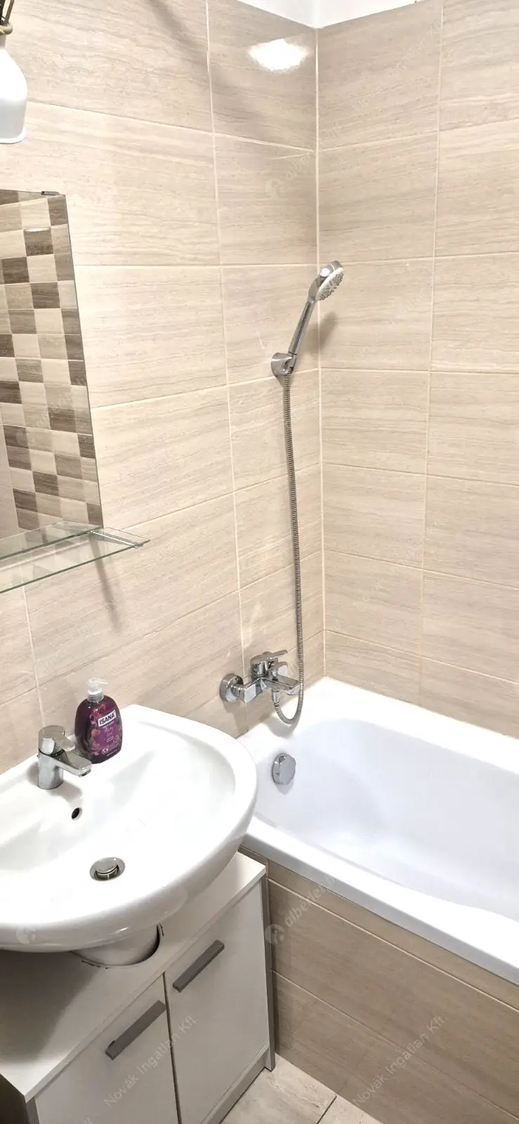 Kiadó albérlet 280000 Ft/hó áron: Budapest, XIV. kerület  Dorozsmai utca. Mérete: 50 nm, 2 szobás | Alberlet.hu - 6621884