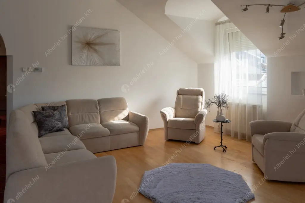 Kiadó albérlet 380000 Ft/hó áron: Budapest, XIV. kerület  Egressy út. Mérete: 85 nm, 3 szobás | Alberlet.hu - 6618522