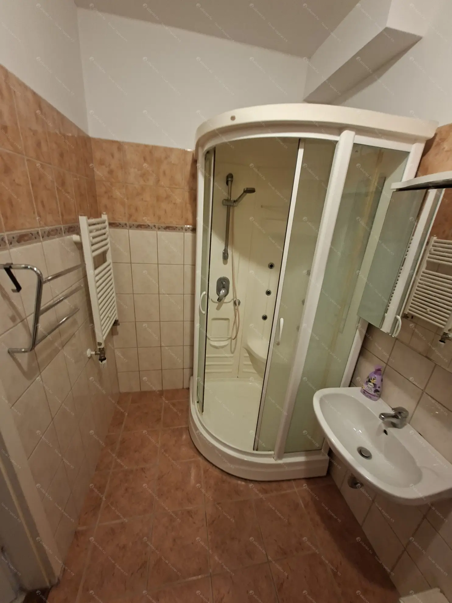 Kiadó albérlet 210000 Ft/hó áron: Budapest, XIV. kerület  Egyenes utca. Mérete: 40 nm, 1 szobás | Alberlet.hu - 6580320