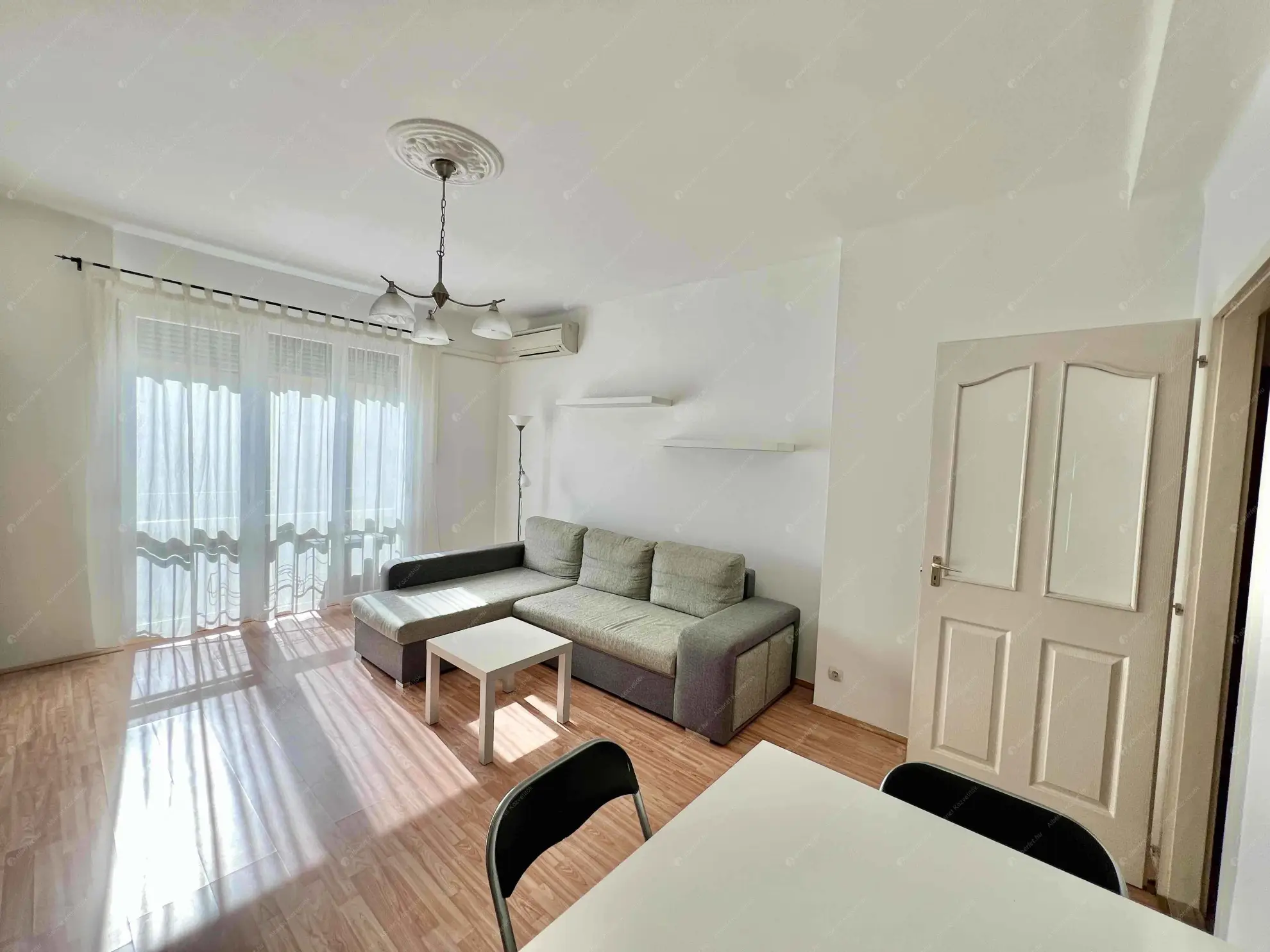 Kiadó albérlet 190000 Ft/hó áron: Budapest, XIV. kerület  Erzsébet királyné útja. Mérete: 39 nm, 1 szobás | Alberlet.hu - 6547242