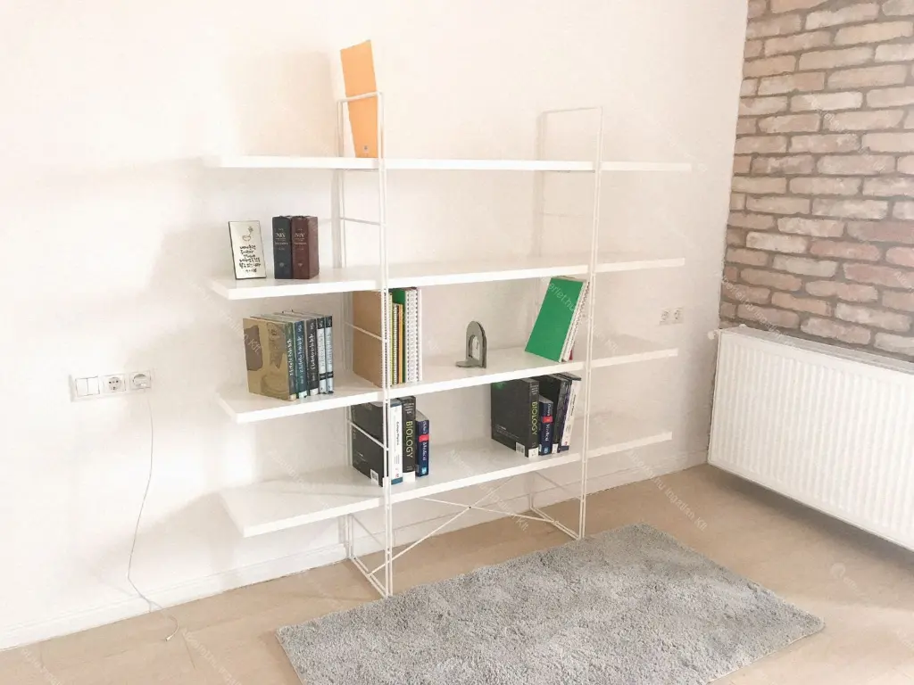 Kiadó albérlet 300000 Ft/hó áron: Budapest, XIV. kerület  Erzsébet királyné útja. Mérete: 43 nm, 2 szobás | Alberlet.hu - 6673607