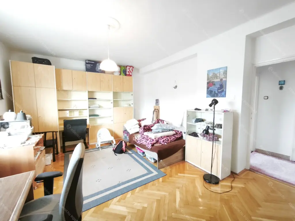 Kiadó albérlet 220000 Ft/hó áron: Budapest, XIV. kerület  Erzsébet királyné útja. Mérete: 53 nm, 2 szobás | Alberlet.hu - 6696385