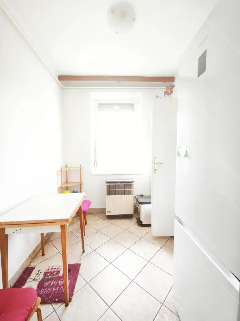 Kiadó albérlet 220000 Ft/hó áron: Budapest, XIV. kerület  Erzsébet királyné útja. Mérete: 53 nm, 2 szobás | Alberlet.hu - 6696390