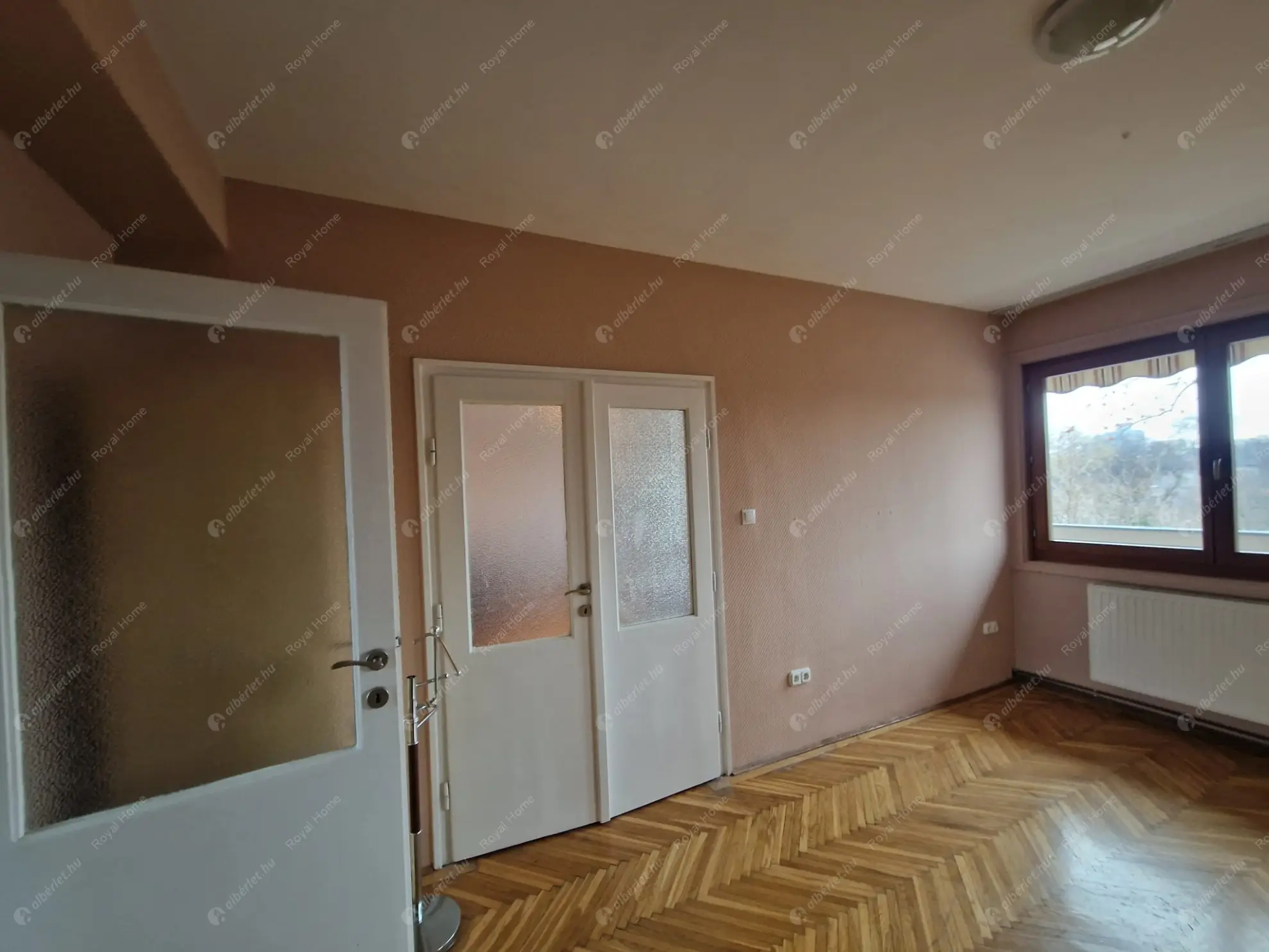 Kiadó albérlet 215000 Ft/hó áron: Budapest, XIV. kerület  Erzsébet királyné útja. Mérete: 54 nm, 2 szobás | Alberlet.hu - 6593663